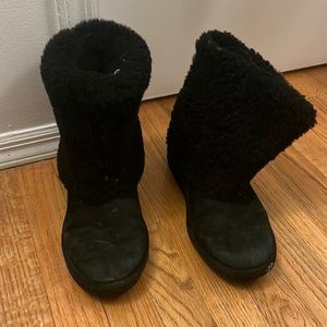 UGG-Black Mouton Womens Boots- women’s size 8